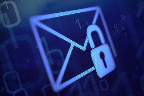 Logotip e-pošte s bravom koji prikazuje sigurnost e-pošte